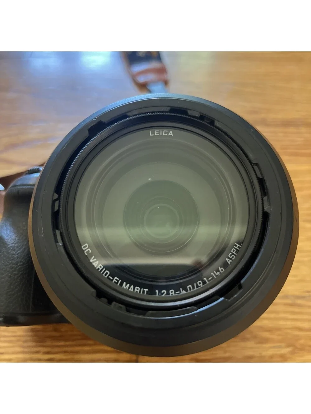 Panasonic LUMIX DMC-FZ1000 25-400mm Camera With Batteries, Charger & Accessories
